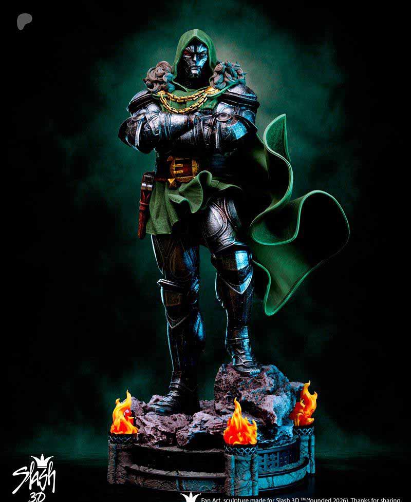 👑 فیگور کلکسیونی دکتر دوم مارول (Doctor Doom) ارتفاع ۴۰ سانتی‌متر | جنس PLA+